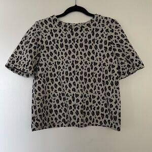 Loft sweater tshirt size M